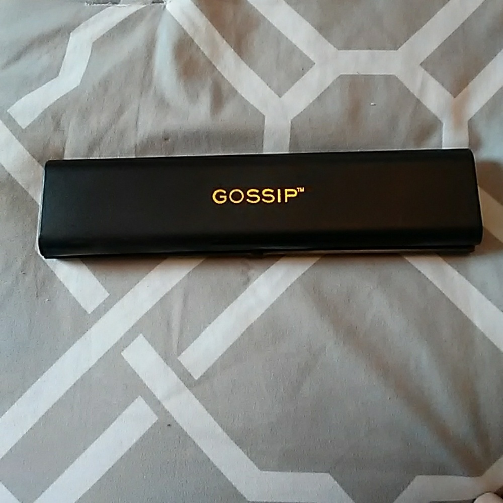 Gossip Watch - Picture 3 of 6
